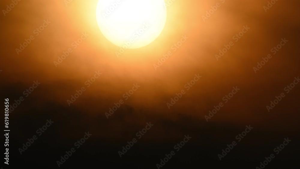 The sun moves towards the horizon. Occasionally obscured by dark clouds. Fugui Cape Lighthouse is known for its sunset shots and tourist attractions. The sun moves towards the horizon. Occasionally obscured by dark clouds. Fugui Cape Lighthouse is known for its sunset shots and tourist attractions.