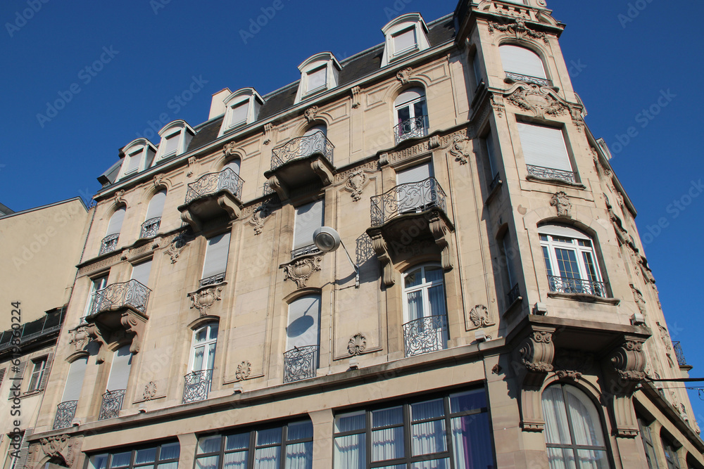 Fototapeta premium old flat building in strasbourg in alsace (france)