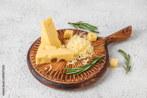 Gourmet cheese assortment w...