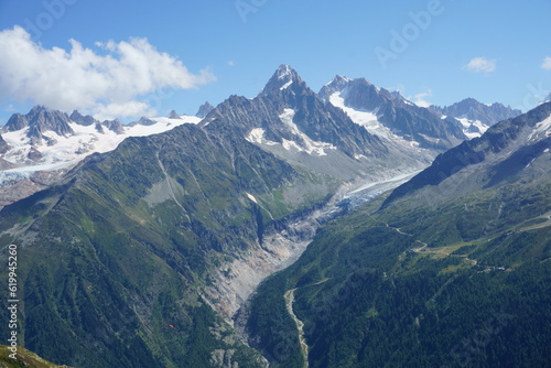 Vistas de las monta  as de la Ruta al Lago le Blanc en Chamonix  Mont Blanc  Francia