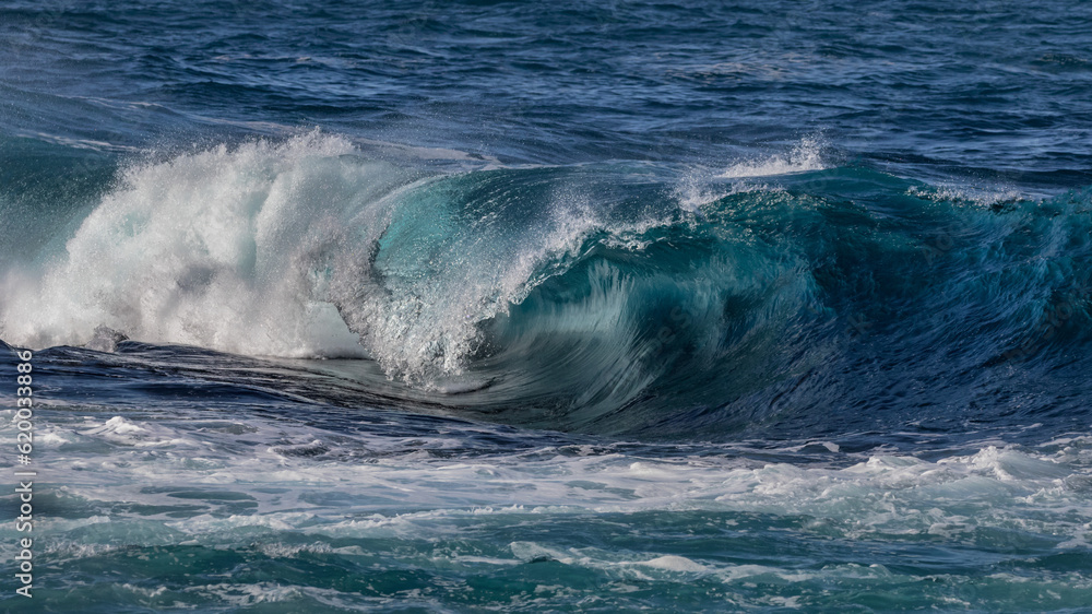 Dramatic wave at Boat Harbour, Port Stephens, NSW, Australia