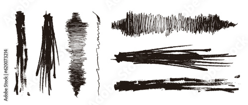 筆の質感　墨　インク　筆模様　波模様筆の筆跡素材。ブラシストローク