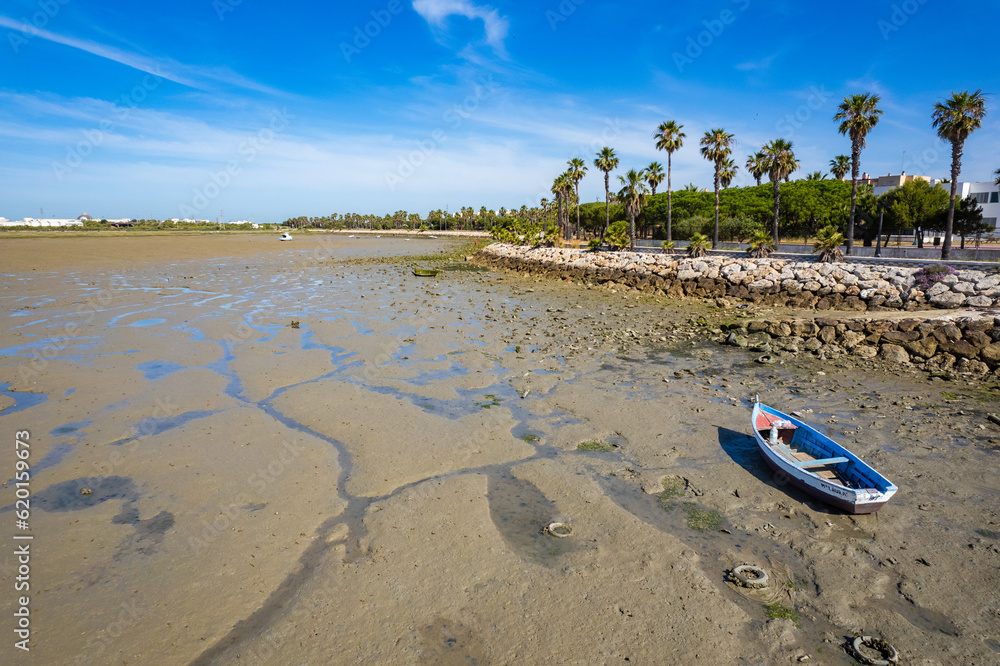 Heat wave and the effects of Extreme Climate Change in southern Spain as lake bed runs dry during record setting heat Heat wave and the effects of Extreme Climate Change in southern Spain as lake bed runs dry during record setting heat