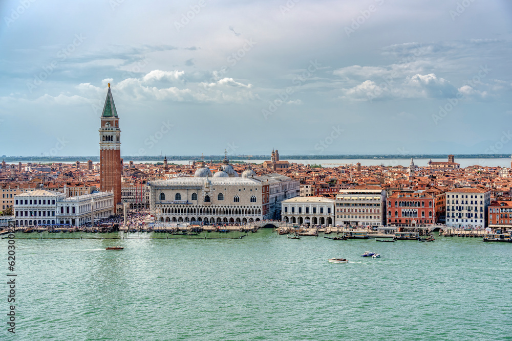 View from above over the Grand Canal with Doge s Palace (Palazzo Ducale) and Colonna di San Marco in Venice