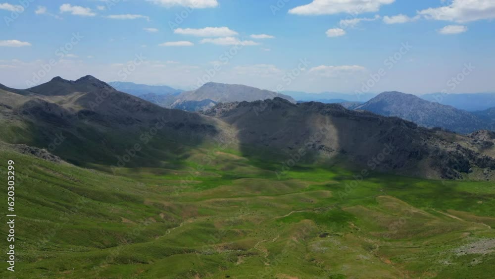 amazing mountains and mobility of sky clouds amazing mountains and mobility of sky clouds