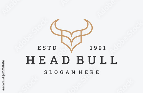 Head bull logo vector icon illustration hipster vintage retro .
