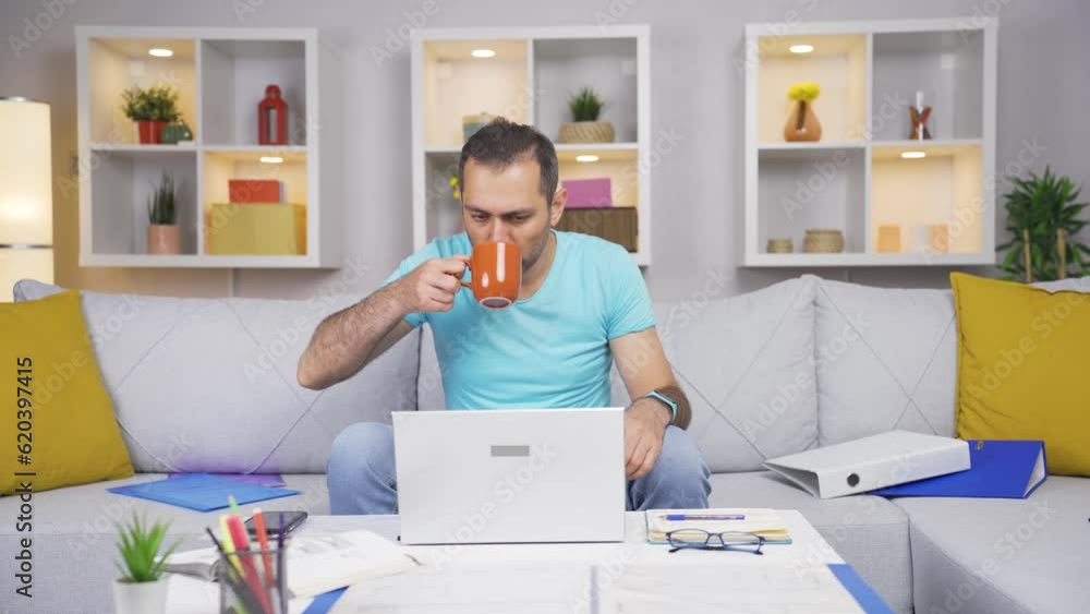 Home office worker man has tooth sensitivity. Home office worker man has tooth sensitivity.