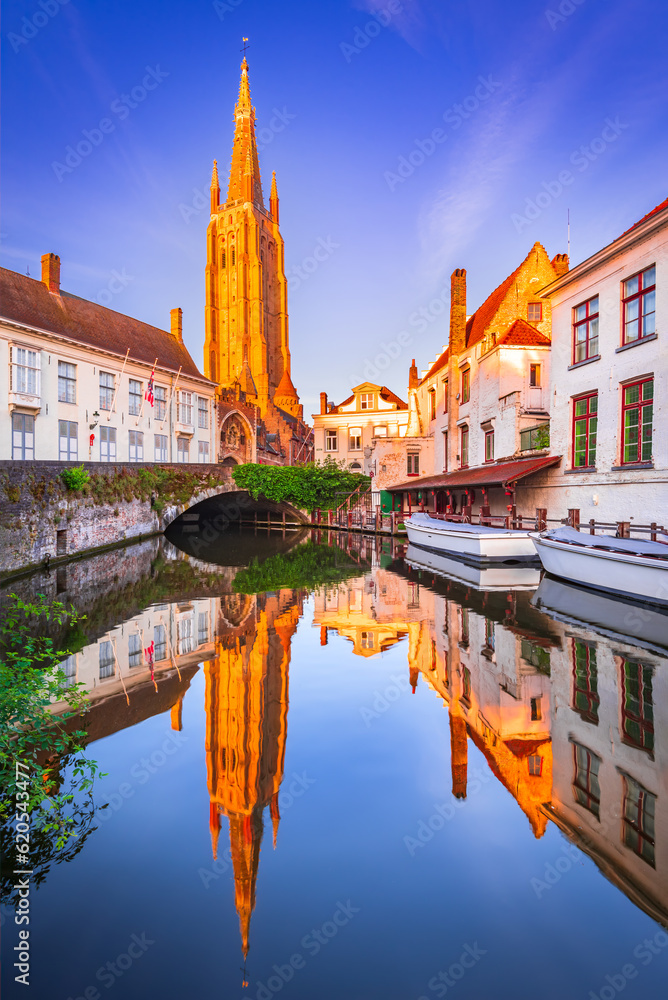 Obraz premium Bruges, Belgium. Dijver Canal and Church of Our Lady, West Flanders.