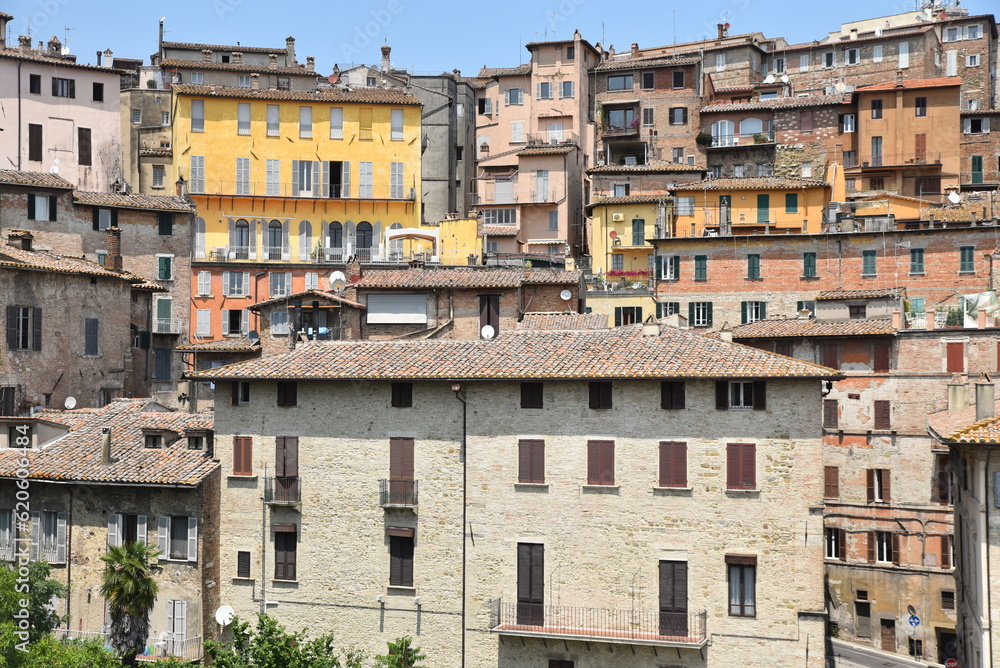 Maisons colorées de Perugia. Italie