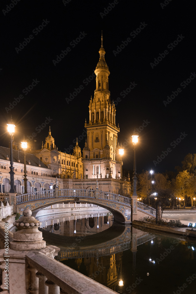 Night view of the famous Plaza de España in Seville. The most emblematic place in Seville photographed at night.