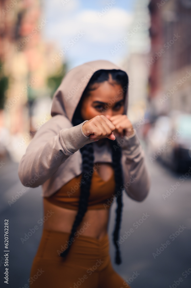 Sporty Woman In Athletic Gear Traveling Around The City Sporty Woman In Athletic Gear Traveling Around The City