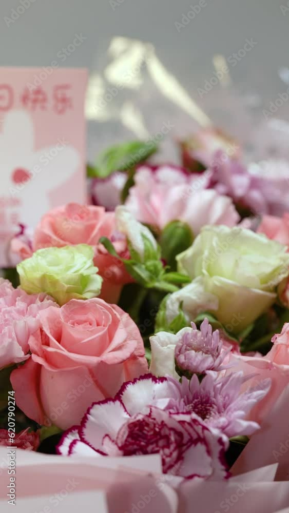 Beautiful flowers with birthday cards in them Beautiful flowers with birthday cards in them