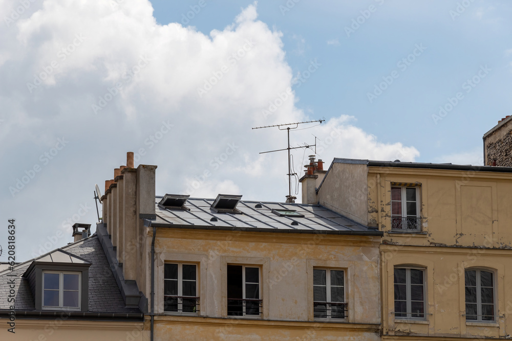 old house in the city