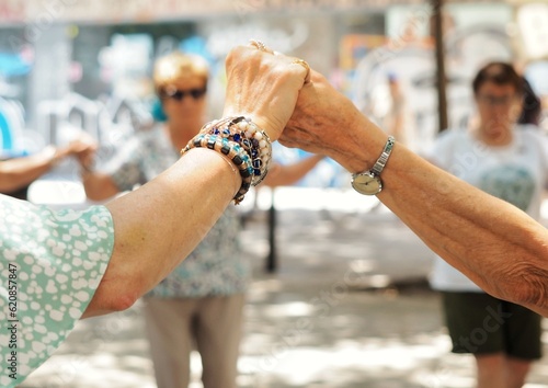 Bild auf Leinwand Catalán sardanistes dancing sardanes, a typical catalan dance