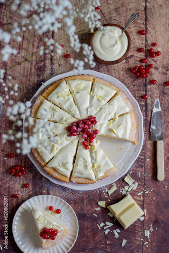 lemon cake with white chocolate topping