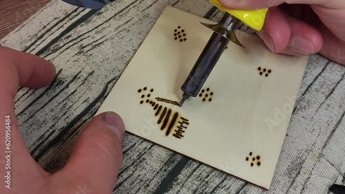 Woodburning ASMR line and dots