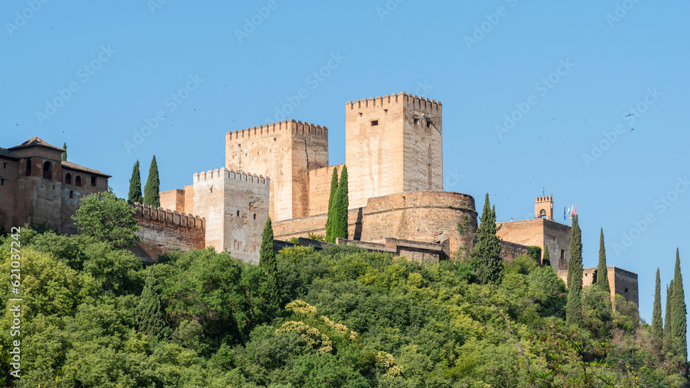 Diferentes vistas de la Alhambra y el Generalife desde el Albaicín de Granada, España