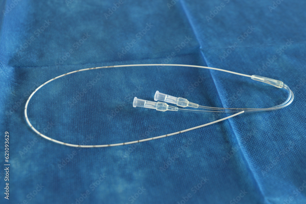 Umbilical catheter in a sterile surface. Two acess umbilical catheter