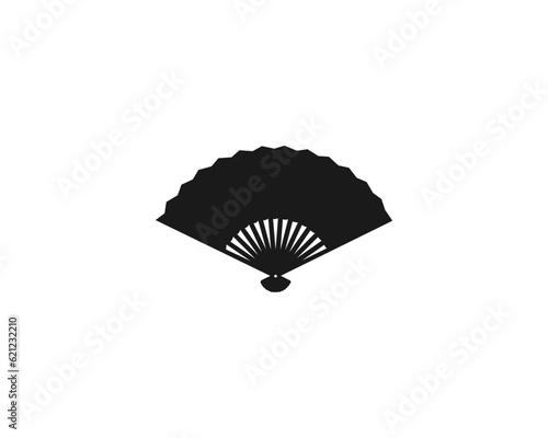 Chinese fan isolated handheld tessen souvenir thin line icon.Vector weaponized Japan warfare fan.Folding paper or silk blower with tessel. Traditional Korean Japanese souvenir of paper, foldable fan.