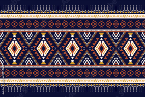 Aztec geometric print. Seamless pattern in tribal. American patterns. Abstract background with ethnic Aztec ornament. Geometric ethnic pattern. Design for wallpaper, Fabric, rug, clothing, scarf.