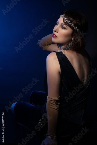 Принти на полотні Studio portrait of a caucasian model wearing 1920s retro fashion