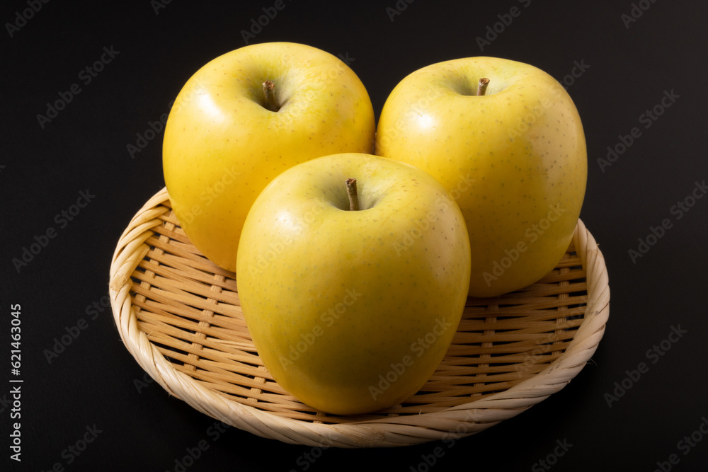 シナノゴールド　黄りんご