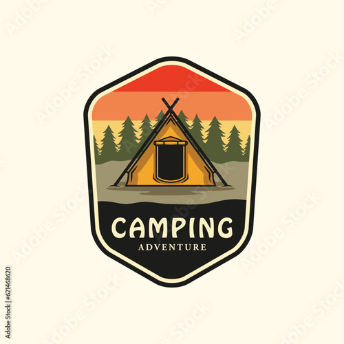 Camping vintage badge logo