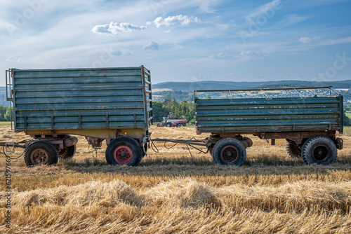 Trailer - Field - Combine Harvester
