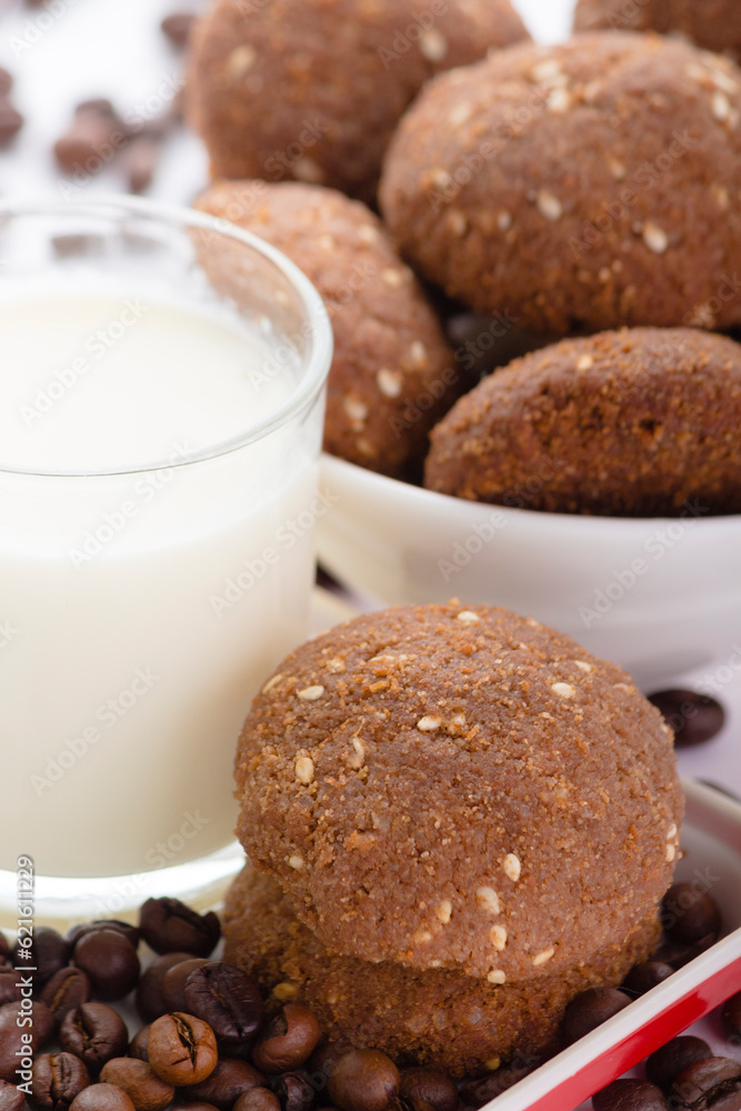 Bakery cookies and products with sugar. Usually eaten in breakfasts with milk or tea. Bakery cookies and products with sugar. Usually eaten in breakfasts with milk or tea.