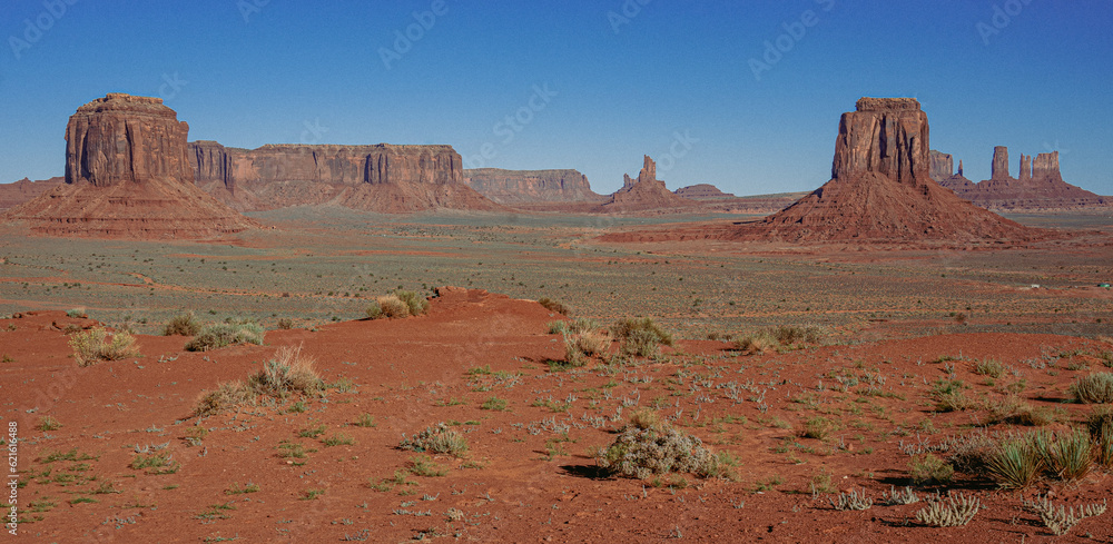Monument Valley at Artist's Point | Navajo Nation, Arizona, USA Monument Valley at Artist's Point | Navajo Nation, Arizona, USA