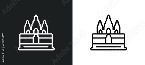 angkor wat outline icon in white and black colors. angkor wat flat vector icon from architecture and travel collection for web, mobile apps and ui.