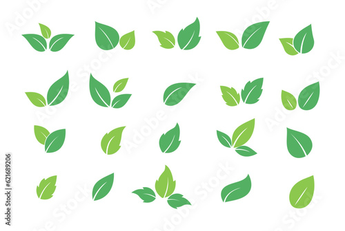 Fotomurale Set of green leaf icons