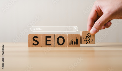 Obraz na plátně business people use SEO tools, Unlocking online potential