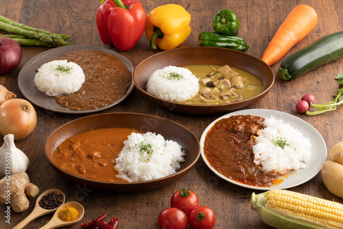 カレーライスと野菜 curry rice and vegetables 
