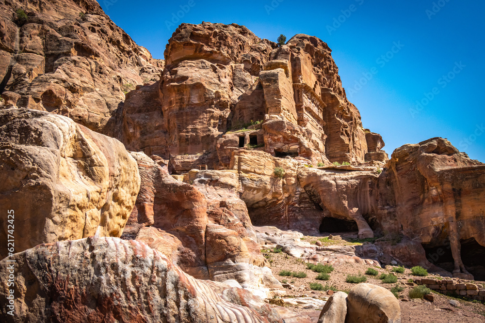 royal tombs, Petra, jordan, ruins, valley, canyon, gorge, siq, middle east