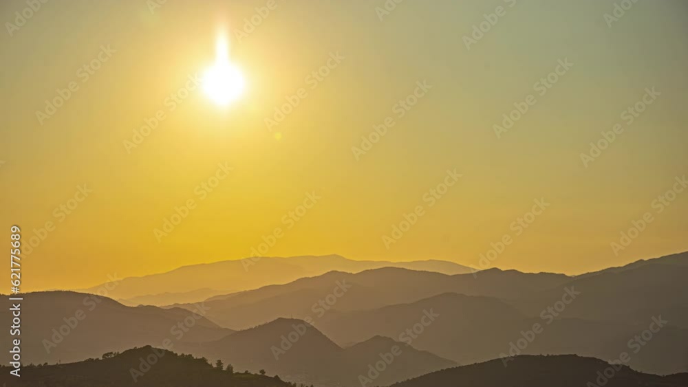 An awe-inspiring timelapse video captures the breathtaking mountain