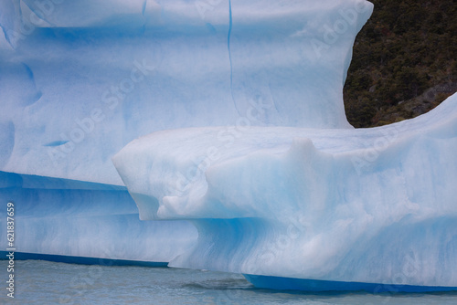 Glaciar Perito Moreno, Spegazzini y su enorno natural photo