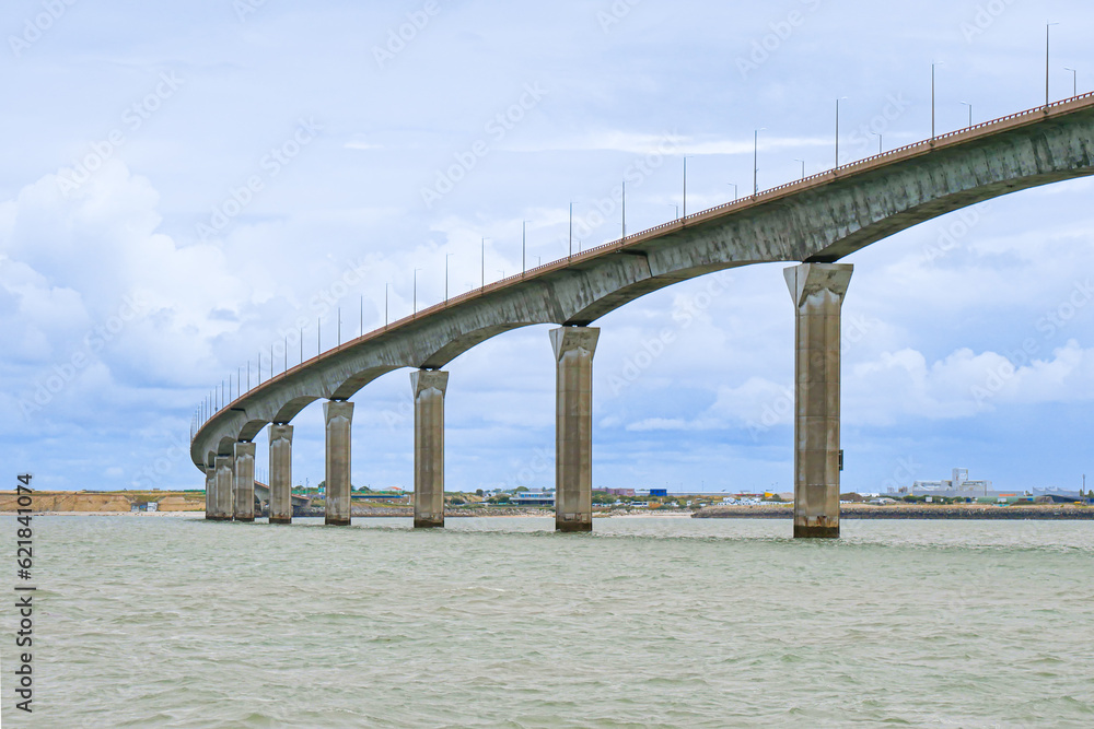 bridge over the sea
Pont de l'Ile de Ré, France bridge over the sea
Pont de l'Ile de Ré, France