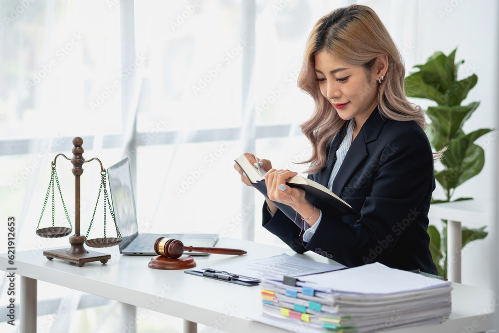 Law, Consultation, Agreement, Contract, Lawyers advice on litigation matters and sign contracts as lawyers to accept complaints for clients. Concept Attorney. Law, Consultation, Agreement, Contract, Lawyers advice on litigation matters and sign contracts as lawyers to accept complaints for clients. Concept Attorney.