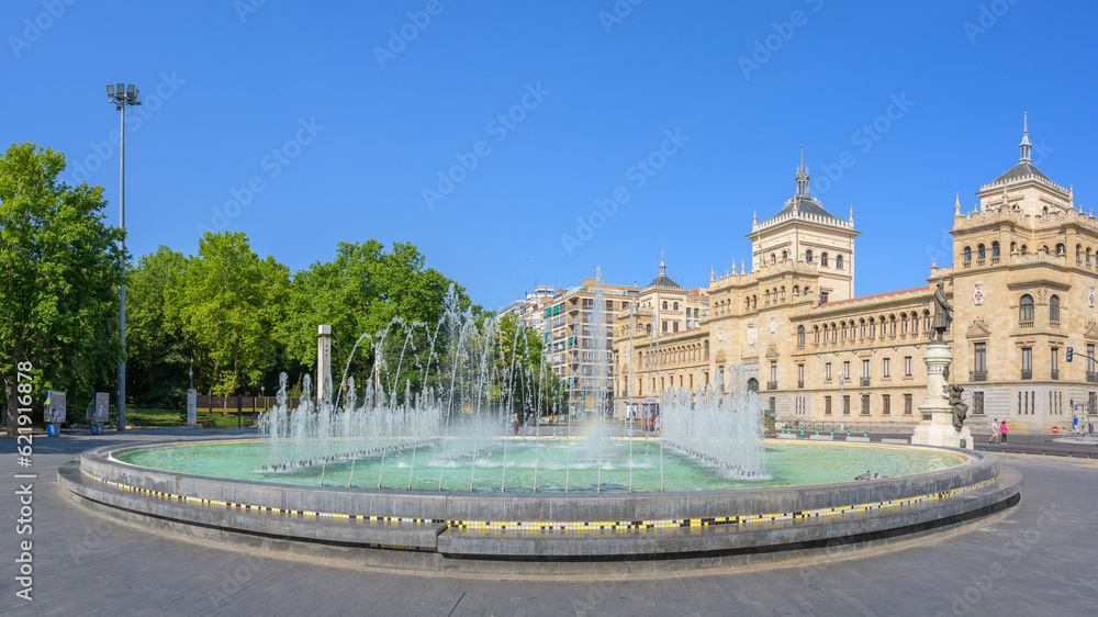 Summer Mornings Unveiled: Zorrilla Square's Enchanting Fountain View