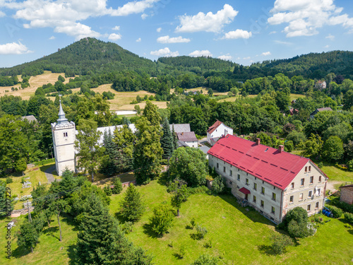 Picturesque panorama of the Rudawy Janowickie Mountains - Palace in Karpniki