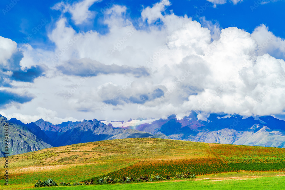 Obraz premium View of mountain in the Sacred Valley of the Incas near the city of Cusco, Peru