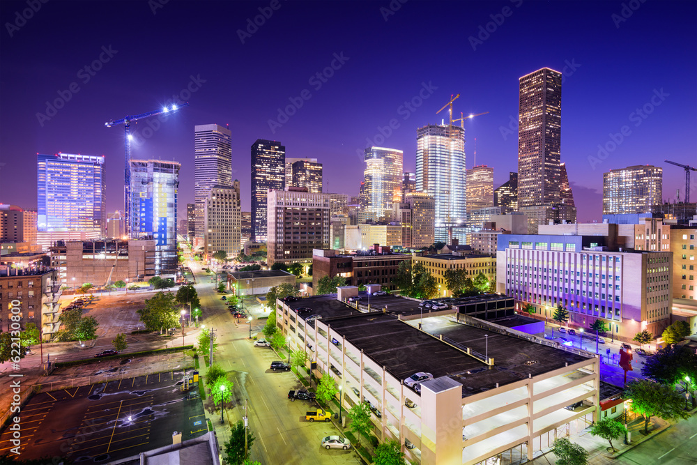 Fototapeta premium Houston, Texas, USA downtown city skyline at twilight.