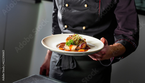 Tela food elegant expensive dish plate dark black gourmet dinner chef