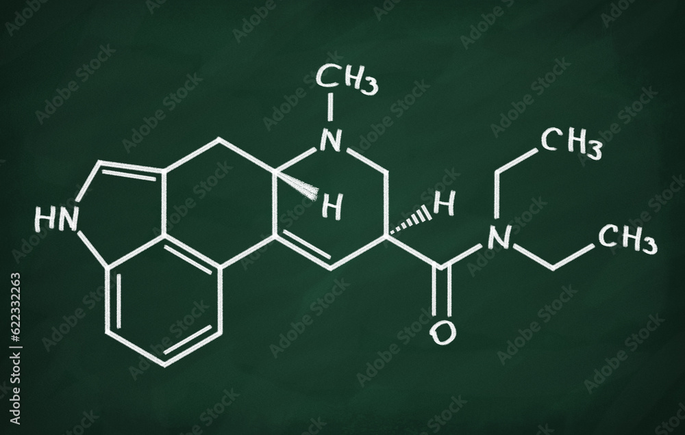Fotografie Structural model of LSD on the blackboard.