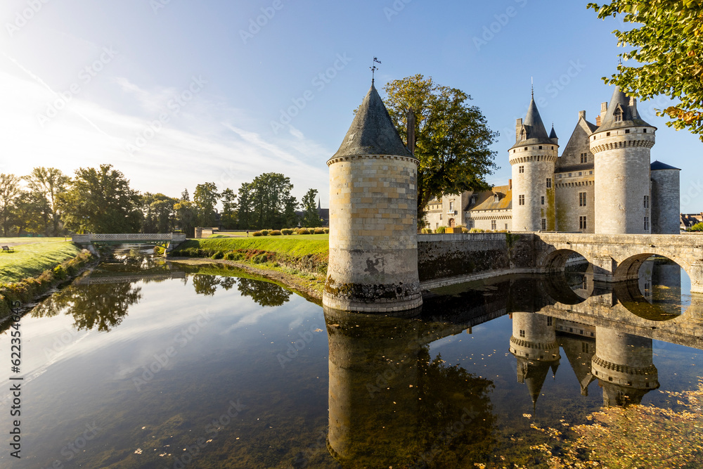 Fototapeta premium Château de Sully-sur-Loire, Frankreich 10
