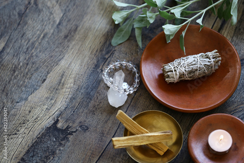 Konstfotografi white sage and palo santo smudge sticks