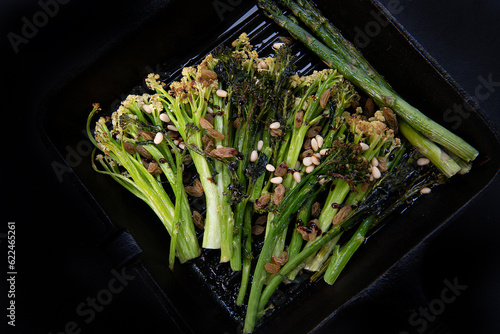 Grilled cauliflower and broccoli 