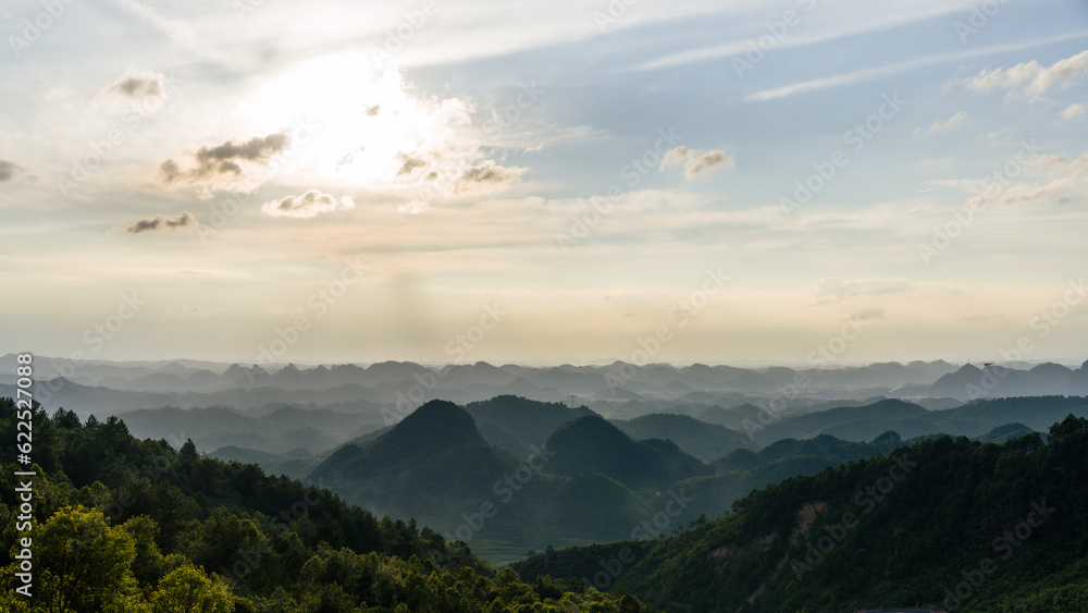 Obraz premium sunset over the mountains