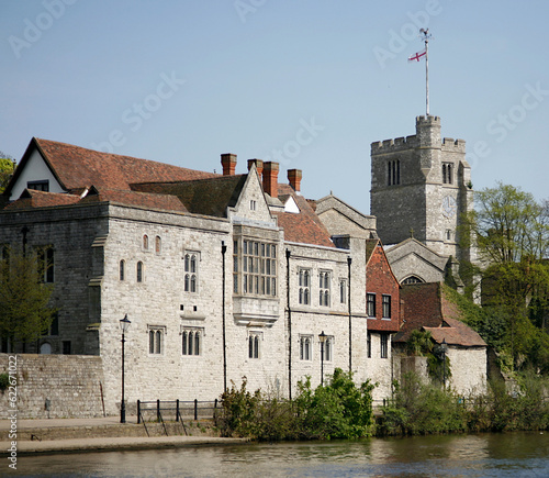 Foto Maidstone, Kent, England: A general view of All Saints church on the River Medway